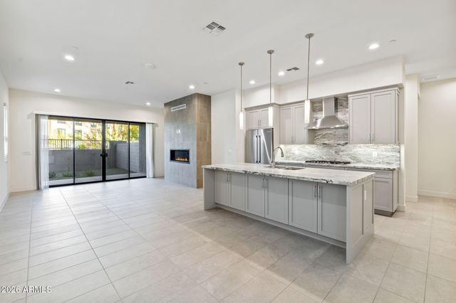 1 Easy Street Unit 11, Carefree, AZ 85377