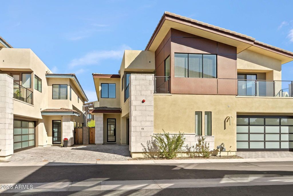 1 Easy Street Unit 11, Carefree, AZ 85377