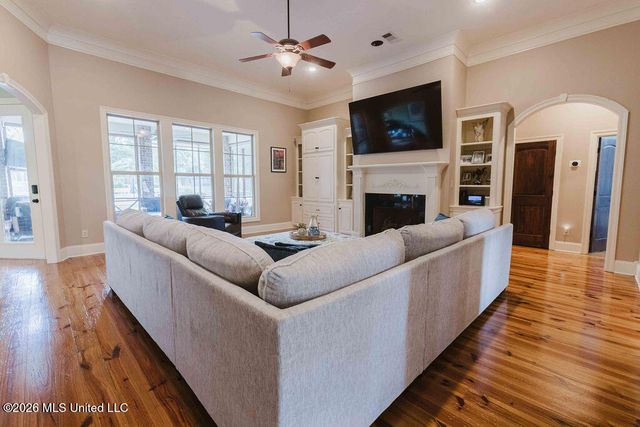 255 Forest Lake Drive, Madison, MS 39110