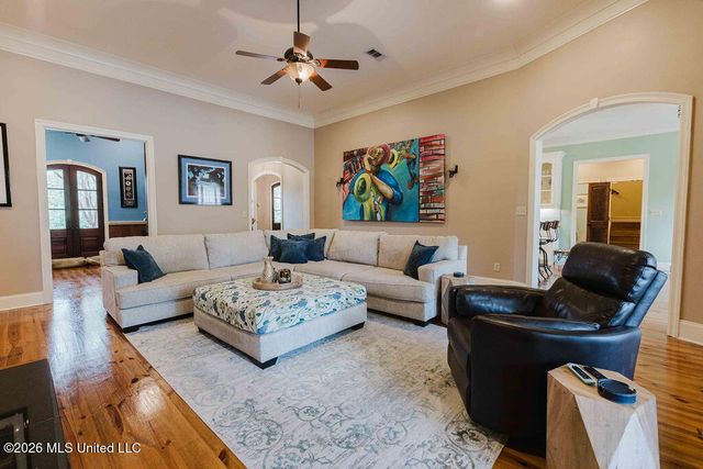 255 Forest Lake Drive, Madison, MS 39110