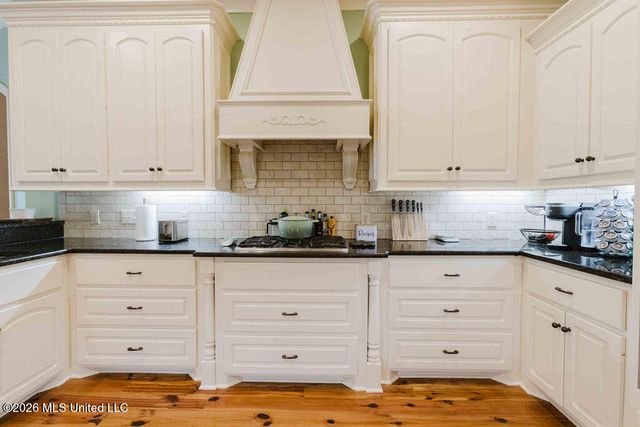 255 Forest Lake Drive, Madison, MS 39110