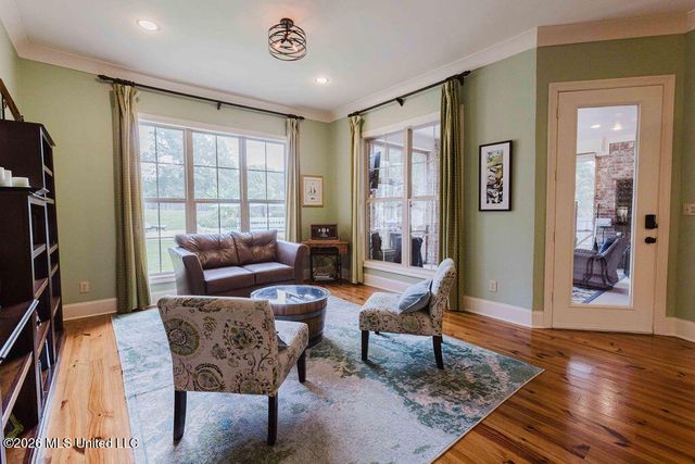 255 Forest Lake Drive, Madison, MS 39110