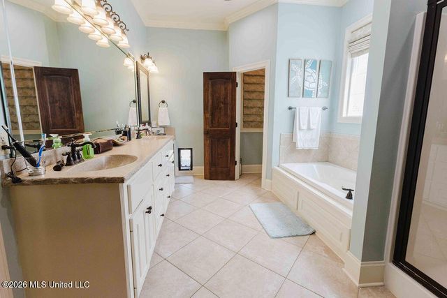 255 Forest Lake Drive, Madison, MS 39110