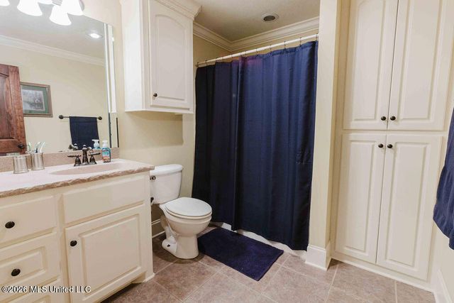 255 Forest Lake Drive, Madison, MS 39110