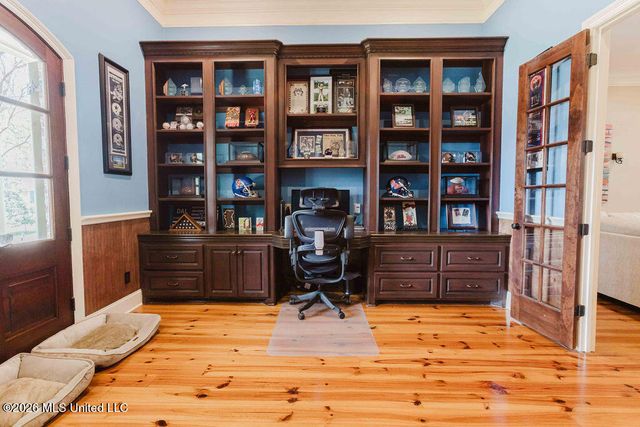 255 Forest Lake Drive, Madison, MS 39110
