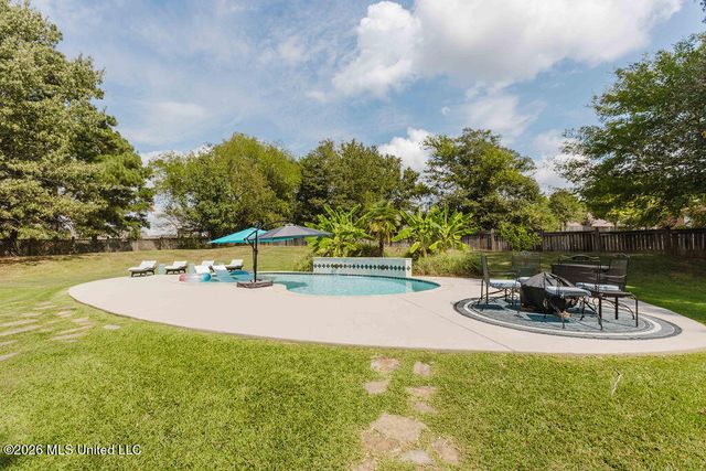 255 Forest Lake Drive, Madison, MS 39110