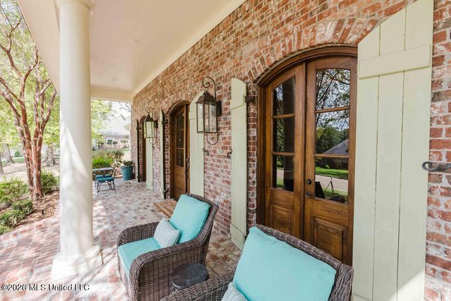 255 Forest Lake Drive, Madison, MS 39110