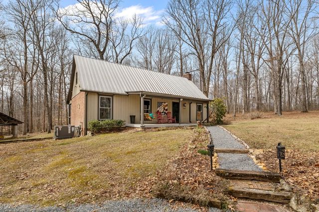 1220 Bald Eagle Dr, Kingston Springs, TN 37082