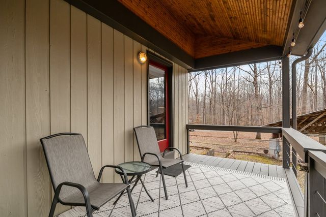 1220 Bald Eagle Dr, Kingston Springs, TN 37082