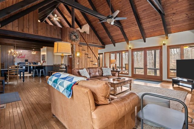 1220 Bald Eagle Dr, Kingston Springs, TN 37082