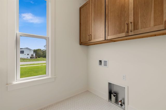 1934 Creekside Drive, Byron Center, MI 49315
