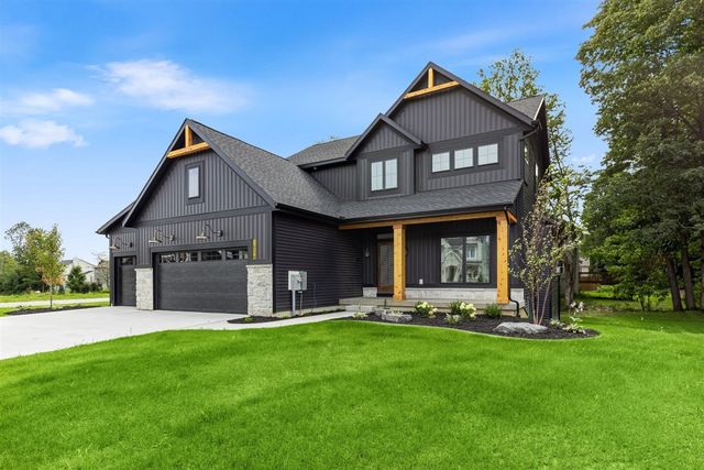 1934 Creekside Drive, Byron Center, MI 49315