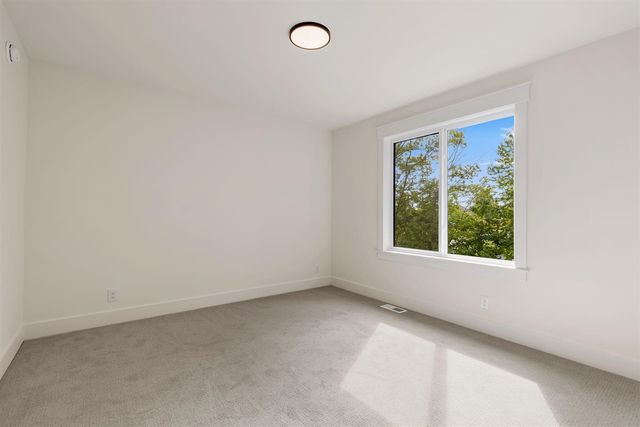 1934 Creekside Drive, Byron Center, MI 49315