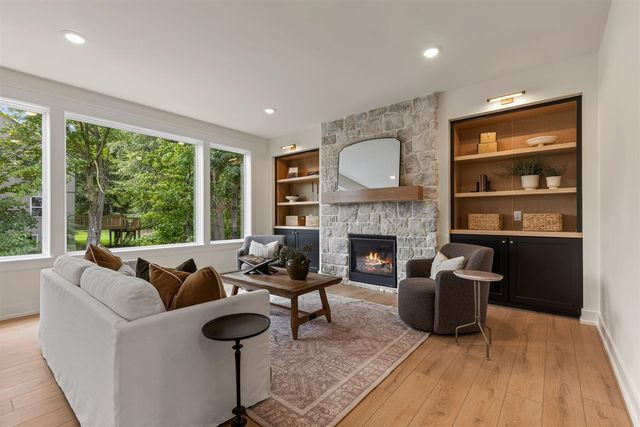 1934 Creekside Drive, Byron Center, MI 49315