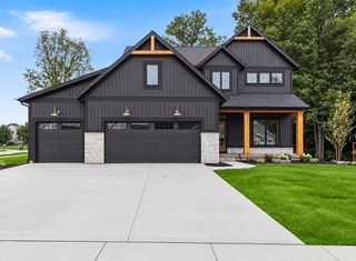 1934 Creekside Drive, Byron Center, MI 49315