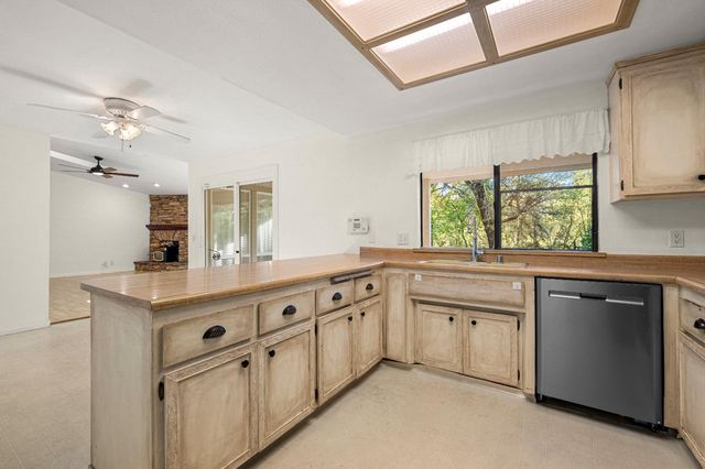 3048 Merrywood Cir, Cameron Park, CA 95682