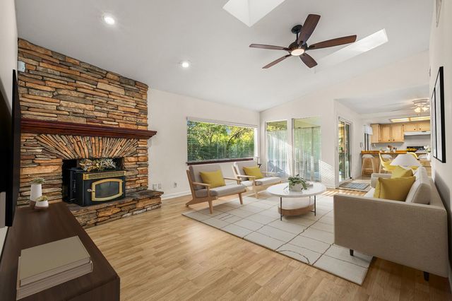 3048 Merrywood Cir, Cameron Park, CA 95682