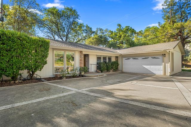 3048 Merrywood Cir, Cameron Park, CA 95682