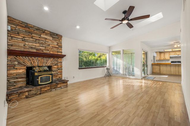 3048 Merrywood Cir, Cameron Park, CA 95682