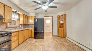 230 CARBON ST, Lehighton, PA 18235
