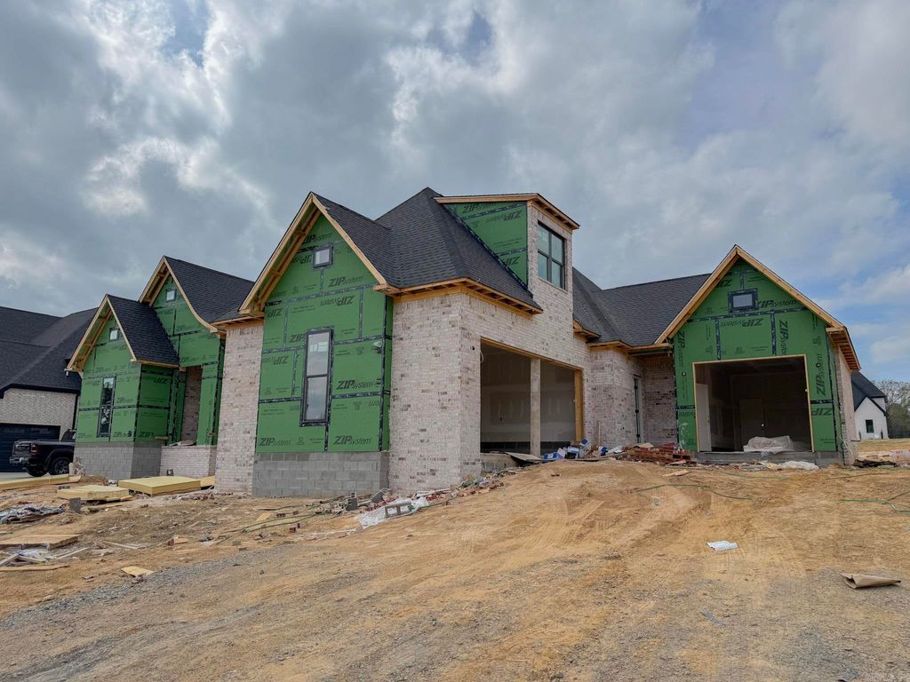 1635 Dolphin Drive, Conway, AR 72034