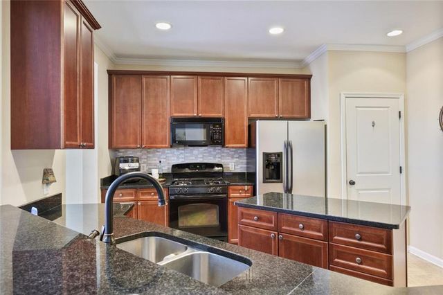 1241 Gates Mill Drive NW 13, Kennesaw, GA 30144