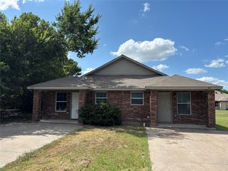 951 W Elm Street, Stephenville, TX 76401