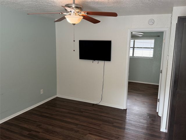 3914 Bowser Avenue 205, Dallas, TX 75219