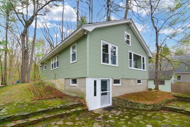 30 Sunset Lane, Lunenburg, MA 01462