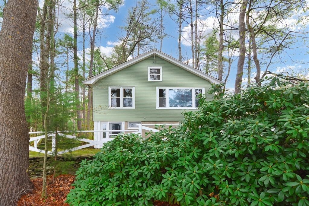30 Sunset Lane, Lunenburg, MA 01462