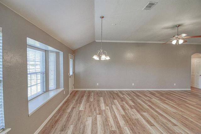 925 Eagle Cliff Drive, Norman, OK 73072