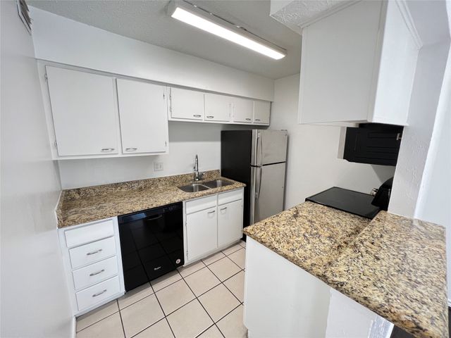 4044 Buena Vista Street 103, Dallas, TX 75204