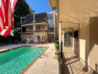 4044 Buena Vista Street 103, Dallas, TX 75204