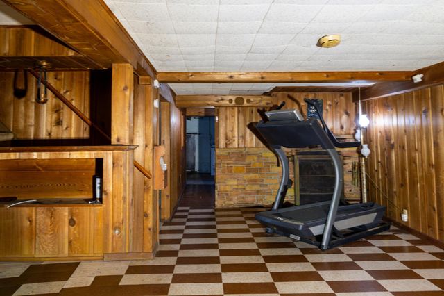 2201 54th Avenue N, Brooklyn Center, MN 55430