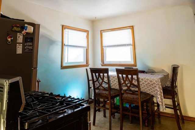 2201 54th Avenue N, Brooklyn Center, MN 55430