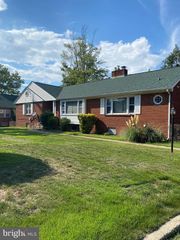 3111 RITCHIE RD, District Heights, MD 20747