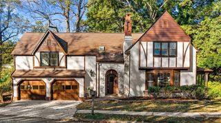 210 Oakwood Drive, Thomasville, NC 27360