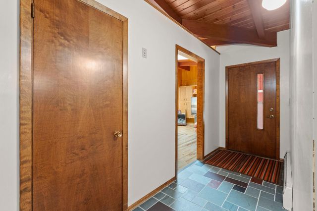 2439 Hauer Trail, Shakopee, MN 55379