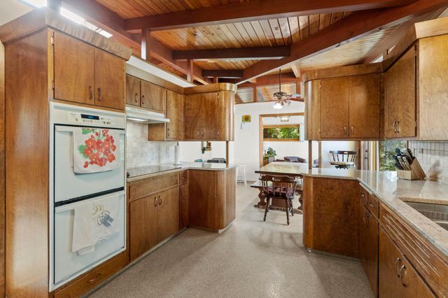2439 Hauer Trail, Shakopee, MN 55379