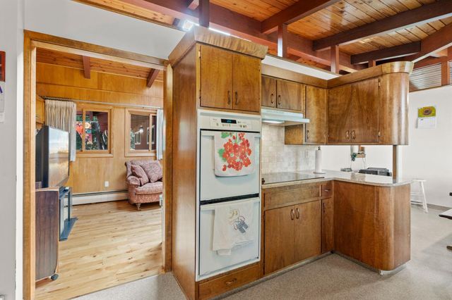 2439 Hauer Trail, Shakopee, MN 55379