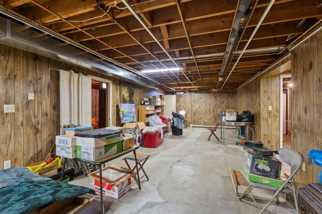 2439 Hauer Trail, Shakopee, MN 55379
