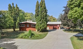 2439 Hauer Trail, Shakopee, MN 55379
