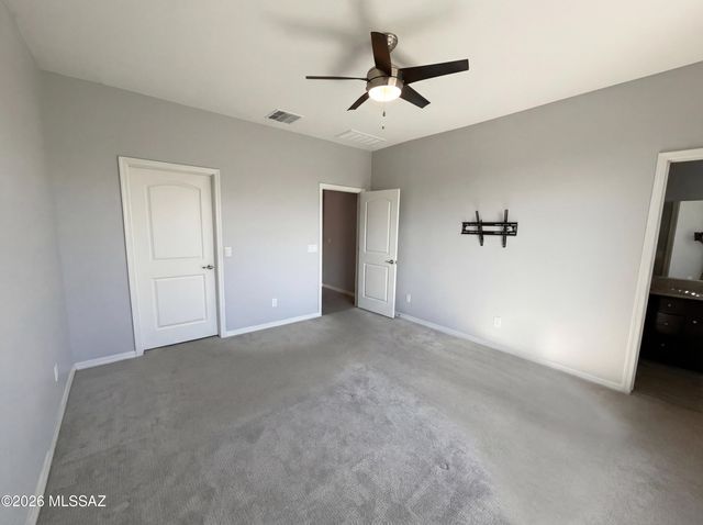 10647 W Goulding Drive, Marana, AZ 85653