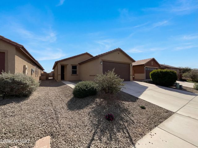 10647 W Goulding Drive, Marana, AZ 85653
