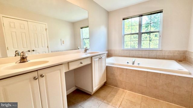 40 TRUMAN AVE, Princeton, NJ 08540