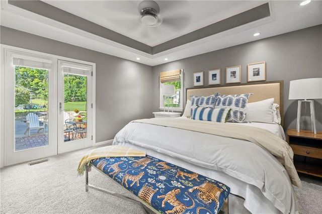 7729 Windsor Street, Prairie Village, KS 66208
