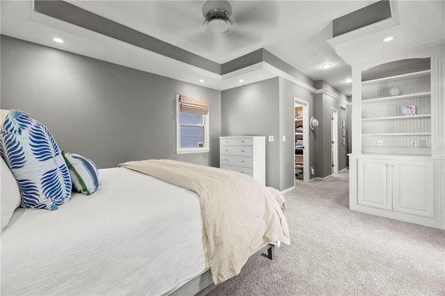 7729 Windsor Street, Prairie Village, KS 66208