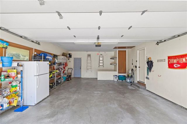 7729 Windsor Street, Prairie Village, KS 66208