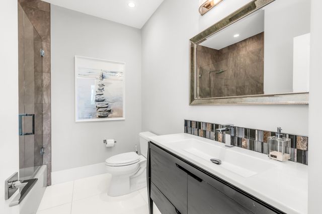 3521 Glenwood Court, Delray Beach, FL 33445