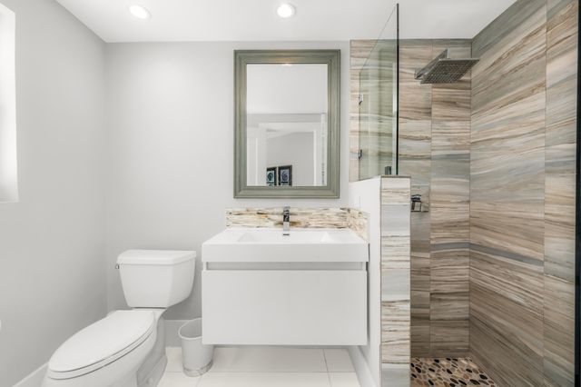 3521 Glenwood Court, Delray Beach, FL 33445